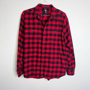 Dickies Red & Black Relaxed Fit Plaid Men's Button Down Shirt Size Large